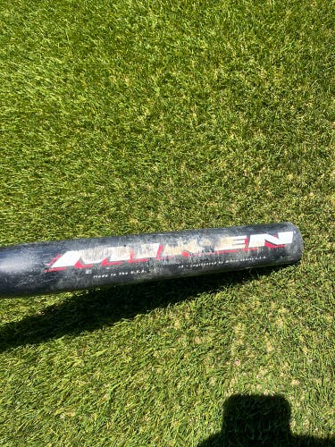 Used Miken Composite 26 oz 34" Bat