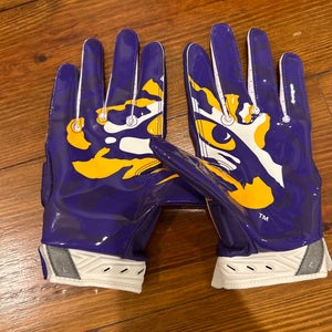 LSU Football Gloves