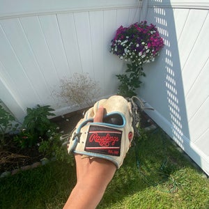 Used  Infield 11.75" Heart of the Hide Baseball Glove
