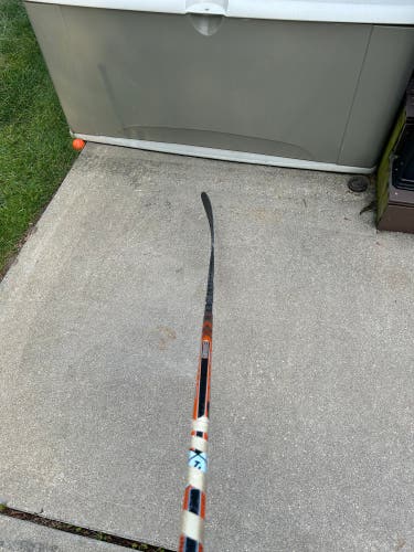 Used Senior True Right Handed P28  Hzrdus PX Hockey Stick