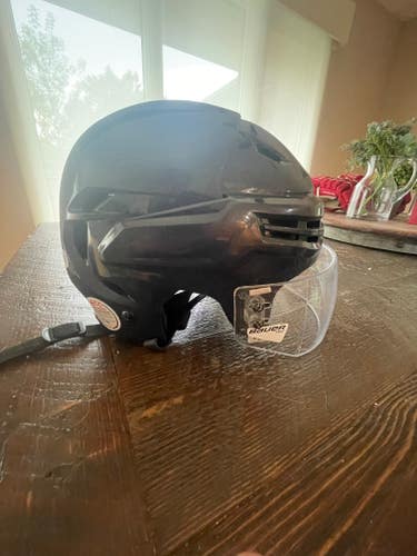 Used Medium Bauer Re-Akt Pro Helmet Pro Stock With Bauer Visor