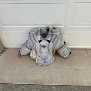 Vaughn SLR chest protector
