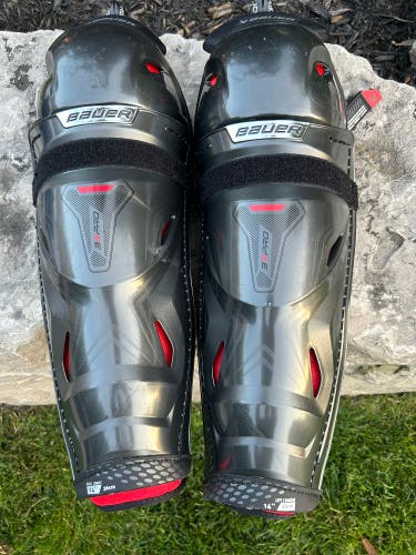 Used Senior Bauer 14"  Vapor 3X Pro Shin Pads