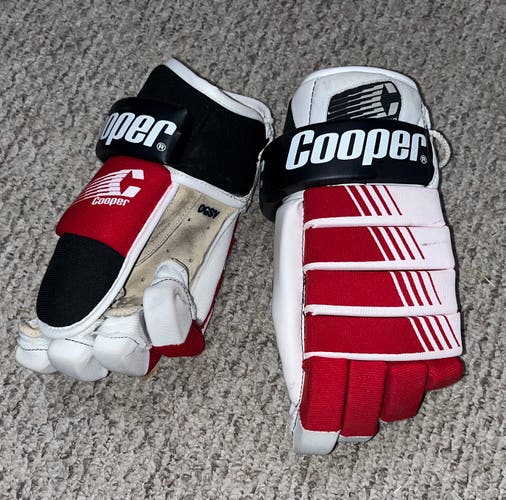 Like New Vintage Cooper AS50 Hockey Gloves