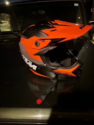 Used Bell MX-9 Motocross Helmet