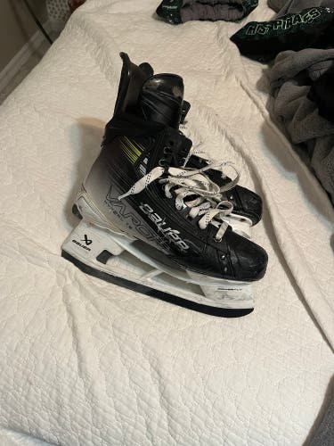 Bauer Hyp2rlite Skates