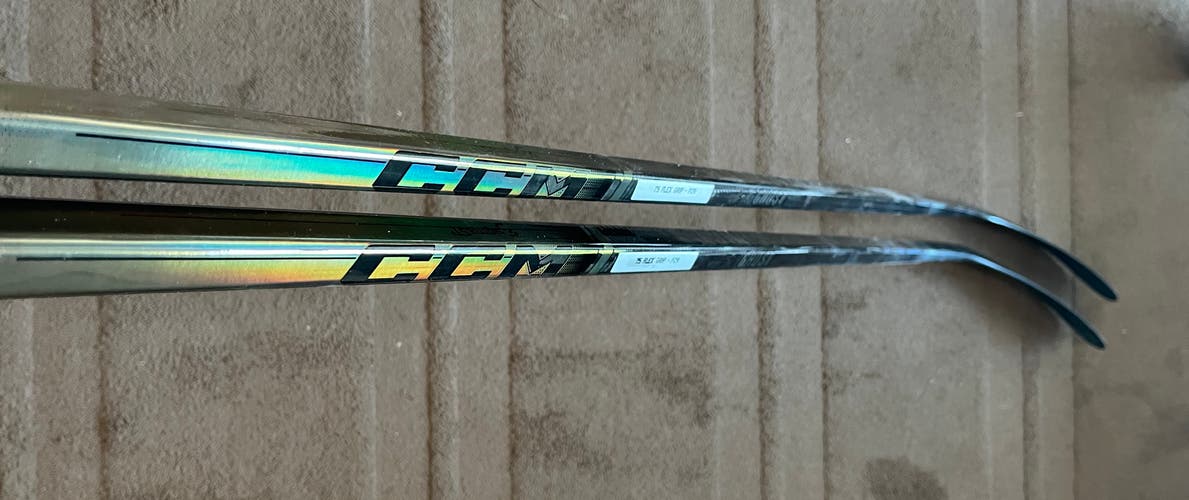 Bundle 2 x New Senior CCM FT Ghost Left Hand Hockey Sticks P29 75 flex