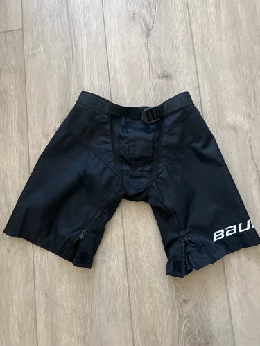 Bauer Hockey shorts