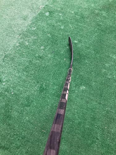 Used Intermediate CCM RibCor Trigger 7 Pro Hockey Stick Right Handed P88