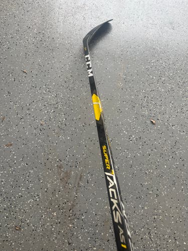 CCM Super Tacks