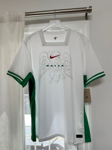 Nigeria 2024 Stadium Home Men's Nike Dri-FIT Football Replica Shirt