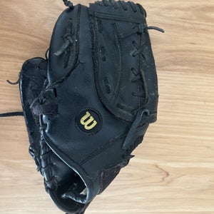 Youth LHT baseball glove. 11”. Wilson