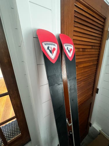 Used 2023 Unisex Rossignol 175 cm Racing Hero Athlete GS Skis With Bindings Max Din 12
