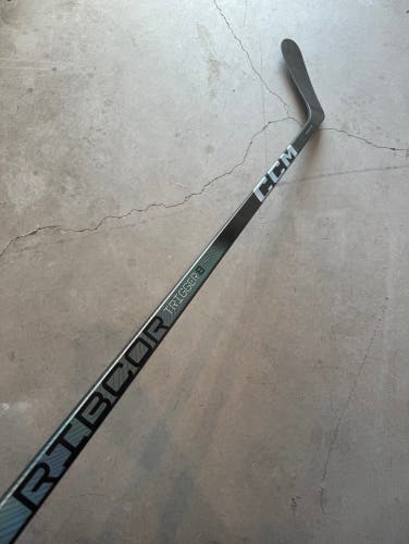 NHL New Senior CCM Left Hand 80 Flex P29 Pro Stock RibCor Trigger 8 Pro Hockey Stick