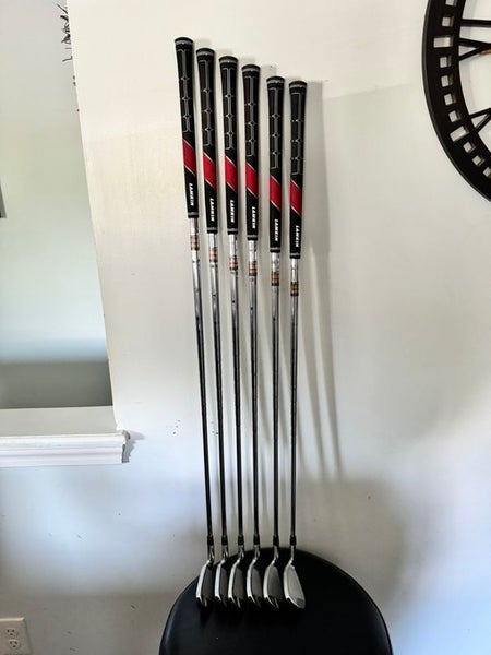 Used Men's TaylorMade Rac r7-cgb max Right Handed Clubs (Full Set) Regular Flex 6 Pieces