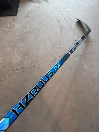 MARNER NHL Leafs New Senior True Right Handed P29 75 Flex Pro Stock Hzrdus PX Hockey Stick