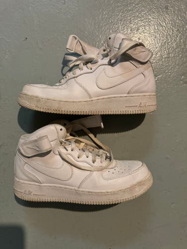 White Air Force 1 Mid Size 8 Men's