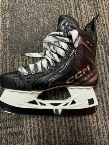 CCM Tacks XF Pro Skate-Size 7