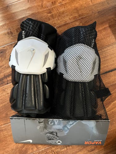 New Nike Vapor Lacrosse Elbow Pads (large)
