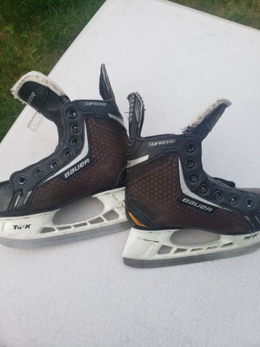 Used Bauer Supreme One.4 Hockey Skates Regular Width 11