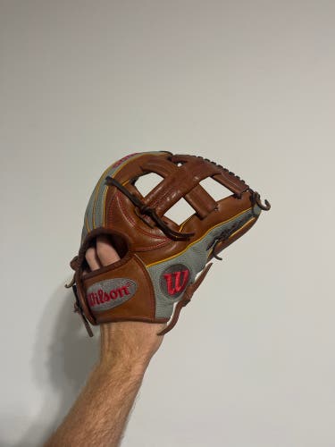 Wilson a2000 dp15 11.75 baseball glove