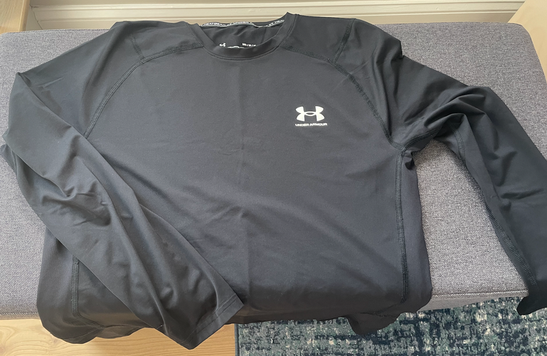 Black New Medium Men's Under Armour Heatgear Compression Shirt