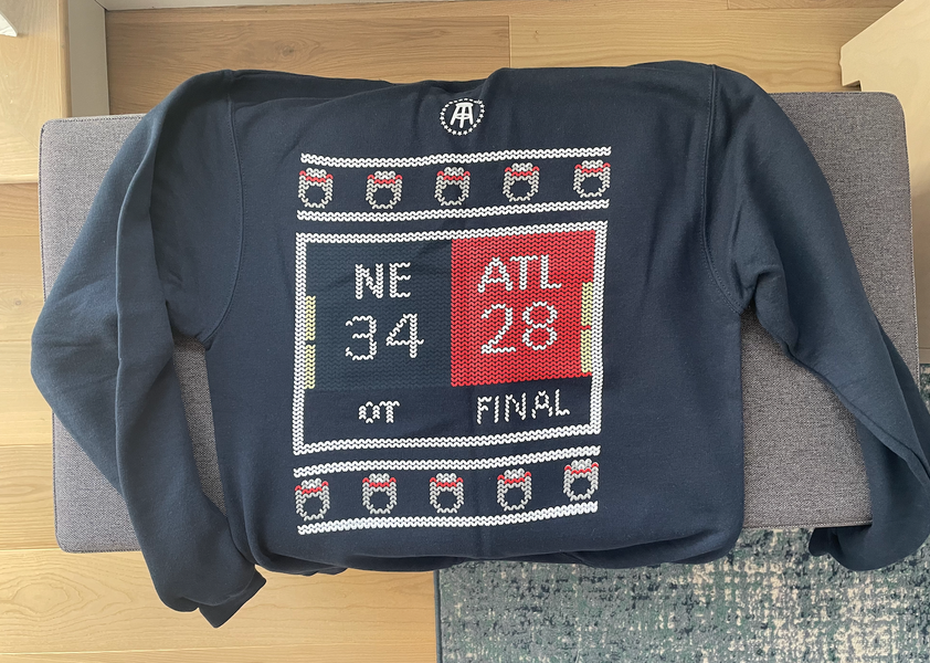 Blue Used Adult Unisex Small Champion Barstool Sports New England Patriots Comeback Sweatshirt