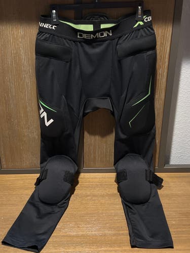 Demon United Men’s X Connect Large Lower Body Armor