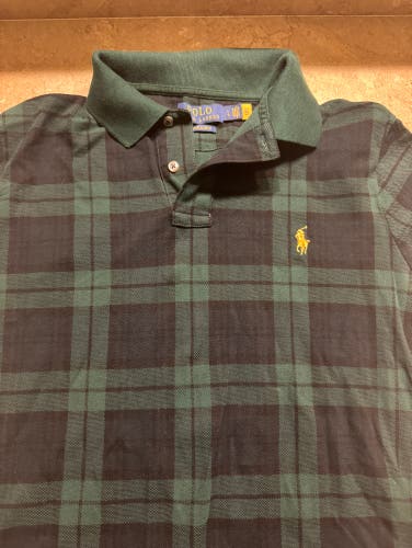 Men’s polo collard shirt