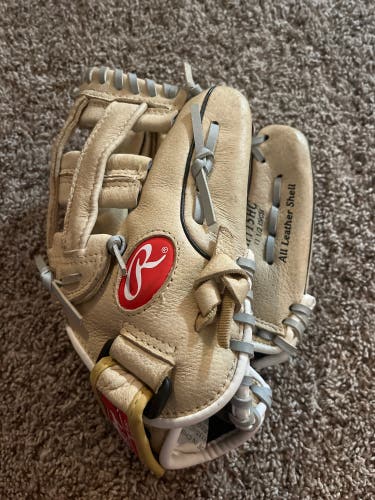 Used Right Hand Throw 11.5" Highlight Series Baseball Glove