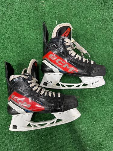 Used Senior CCM JetSpeed FT670 Hockey Skates Wide Width 8.5