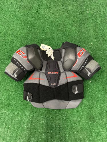 Used Small Senior CCM WS1 Shoulder Pads