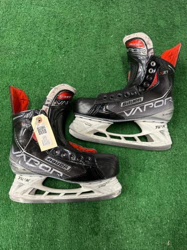 Used Senior Bauer Vapor X3.7 Hockey Skates Extra Wide Width 8