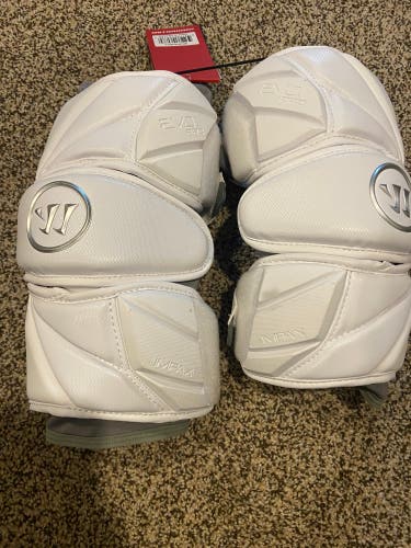 Warrior evo pro arm pad New w/ TAGS