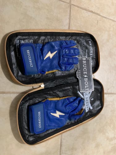 Bruce Bolt Batting gloves royal blue Youth Large