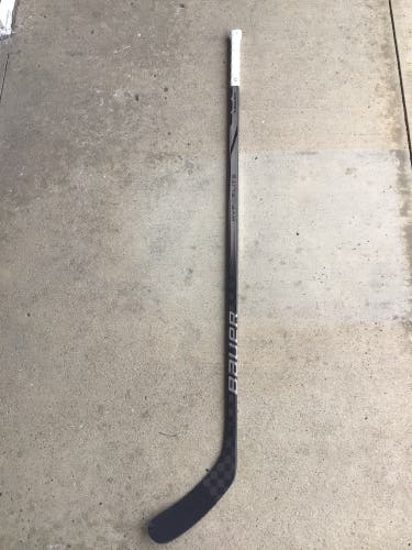 Used Senior Bauer Right Handed P92 87 Flex Pro Stock Pesce Vapor Hyperlite 2 Hockey Stick