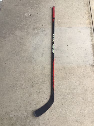 Used Senior Bauer Right Handed P28 77 Flex Pro Stock Fast Nexus Sync Hockey Stick