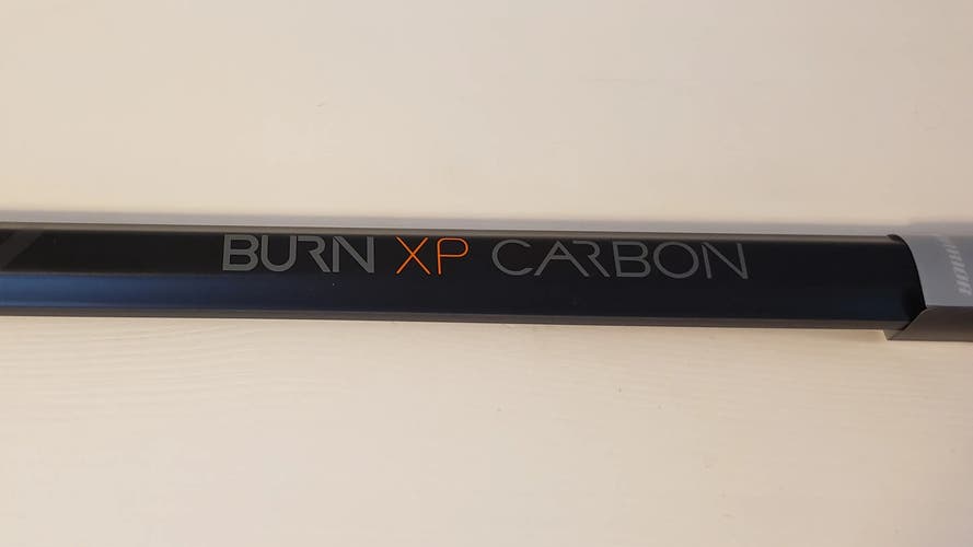 New Warrior Burn XP Carbon Shaft 30", Black