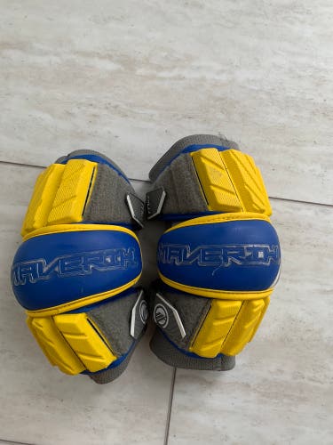 Used Adult Maverik Max Arm Pads