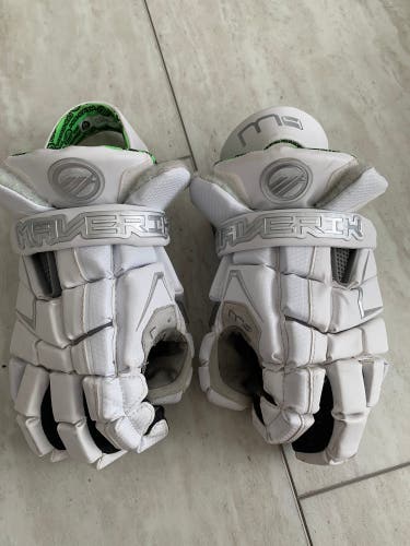 Used  Maverik 14" M5 Lacrosse Gloves