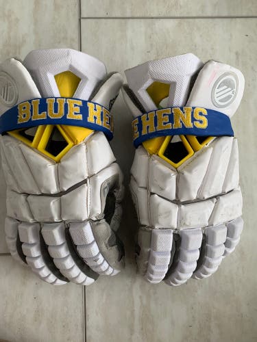 Used  Maverik 14" Max Lacrosse Gloves