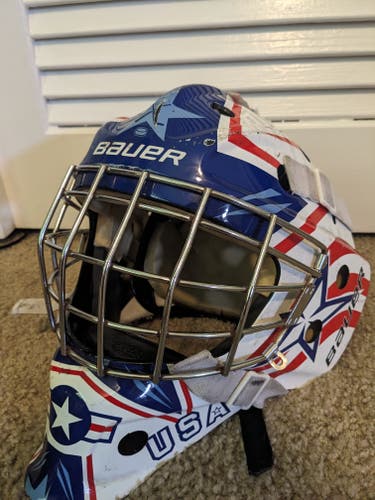 Used Senior Bauer NME3 Goalie Mask