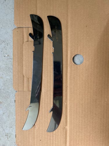 New Bauer 246 mm LS Pulse Ti