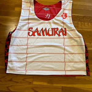 Adult XL Team Issue Lacrosse Wear Jersey