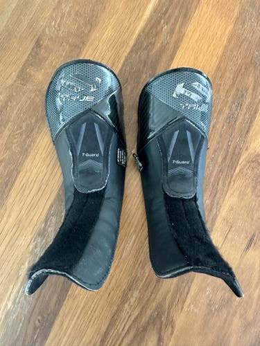 TF Hockey Skate Pro Player Tongue / Medium