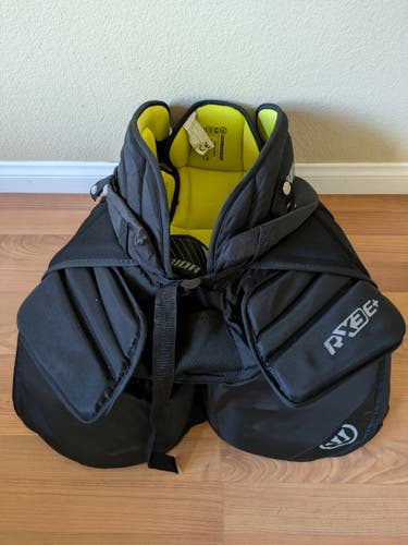 Used Senior Small Warrior Ritual x3 E+ Hockey Goalie Pants