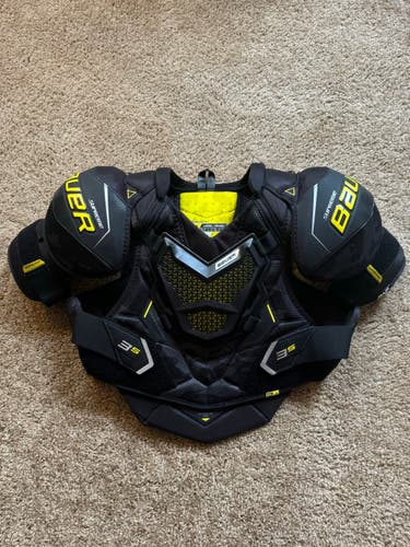 Used Large Senior Bauer Supreme 3S Shoulder Pads