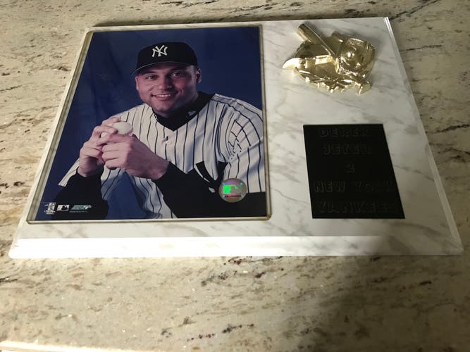 New York Yankees Derek Jeter Portrait Picture/Plaque