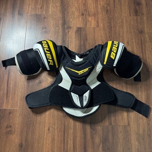 Used Large Bauer Supreme 150 Shoulder Pads