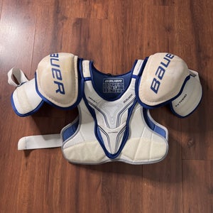 Used Small Bauer nexus n7000 Shoulder Pads
